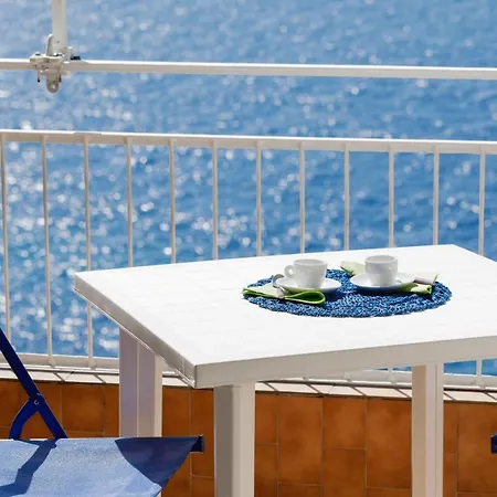 163 - Sunshine 4 Fronte Vista Mare, 100m Appartamento Sanremo